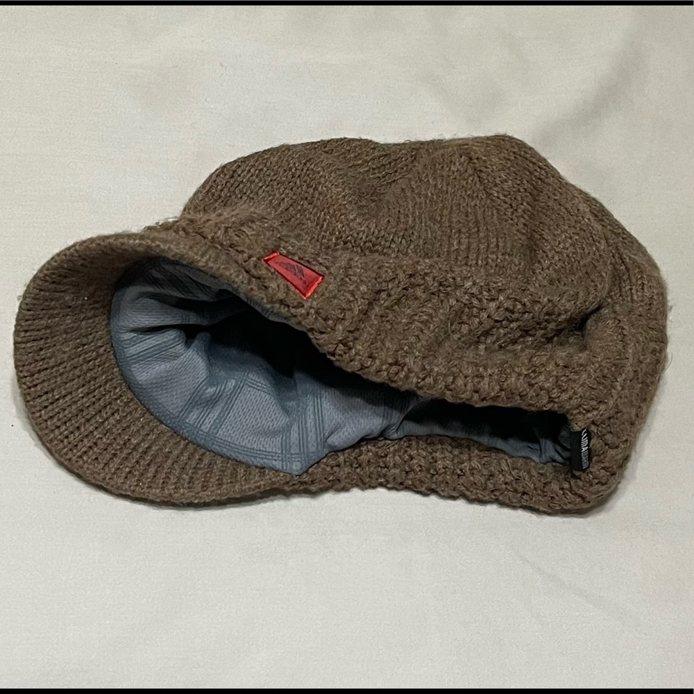 Adidas beenie